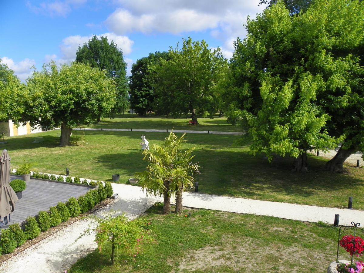 Saint-Pey-de-Castets Logis- Hotel Spa Restaurant L'Epicurial מראה חיצוני תמונה