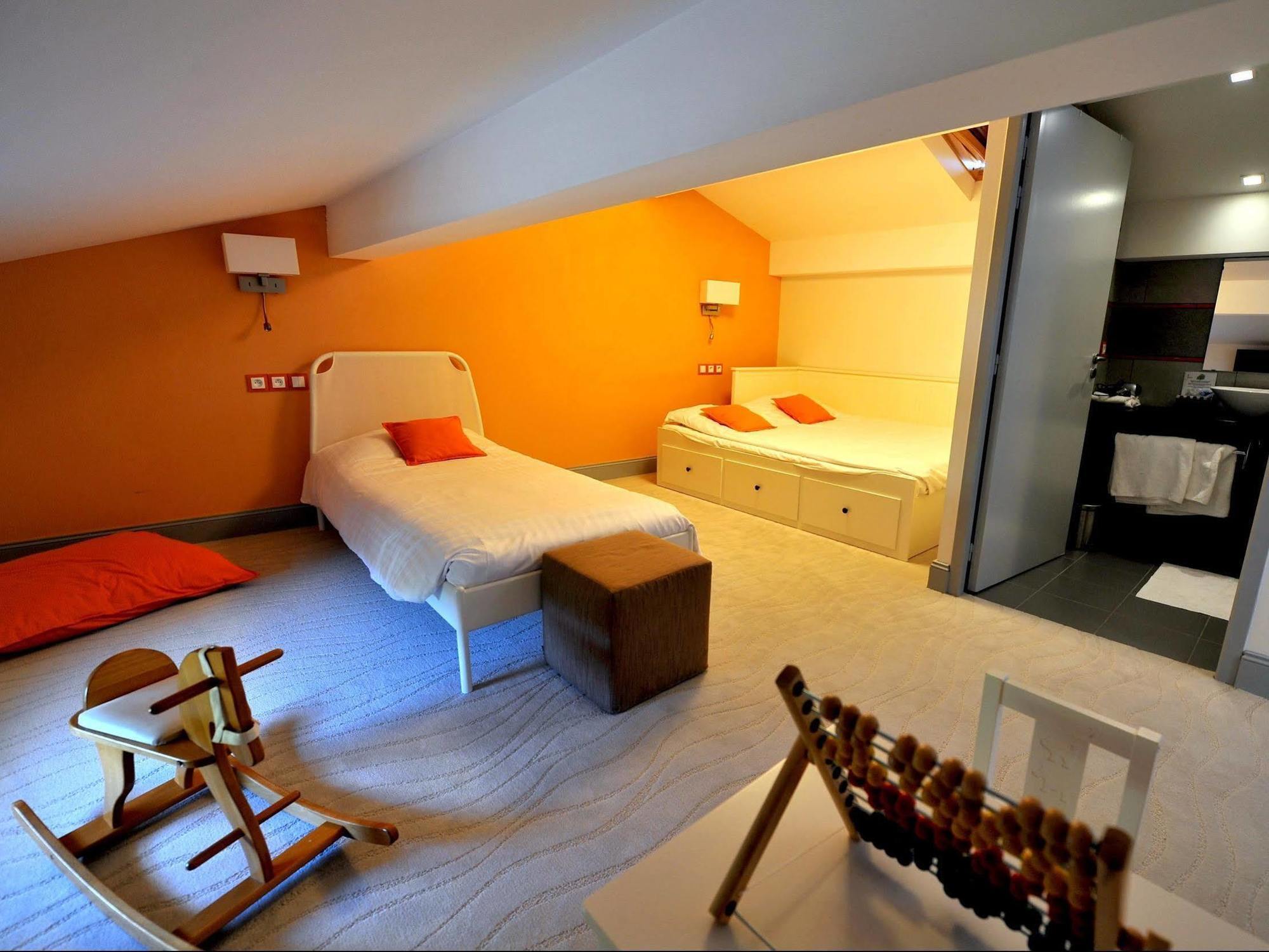 Saint-Pey-de-Castets Logis- Hotel Spa Restaurant L'Epicurial מראה חיצוני תמונה