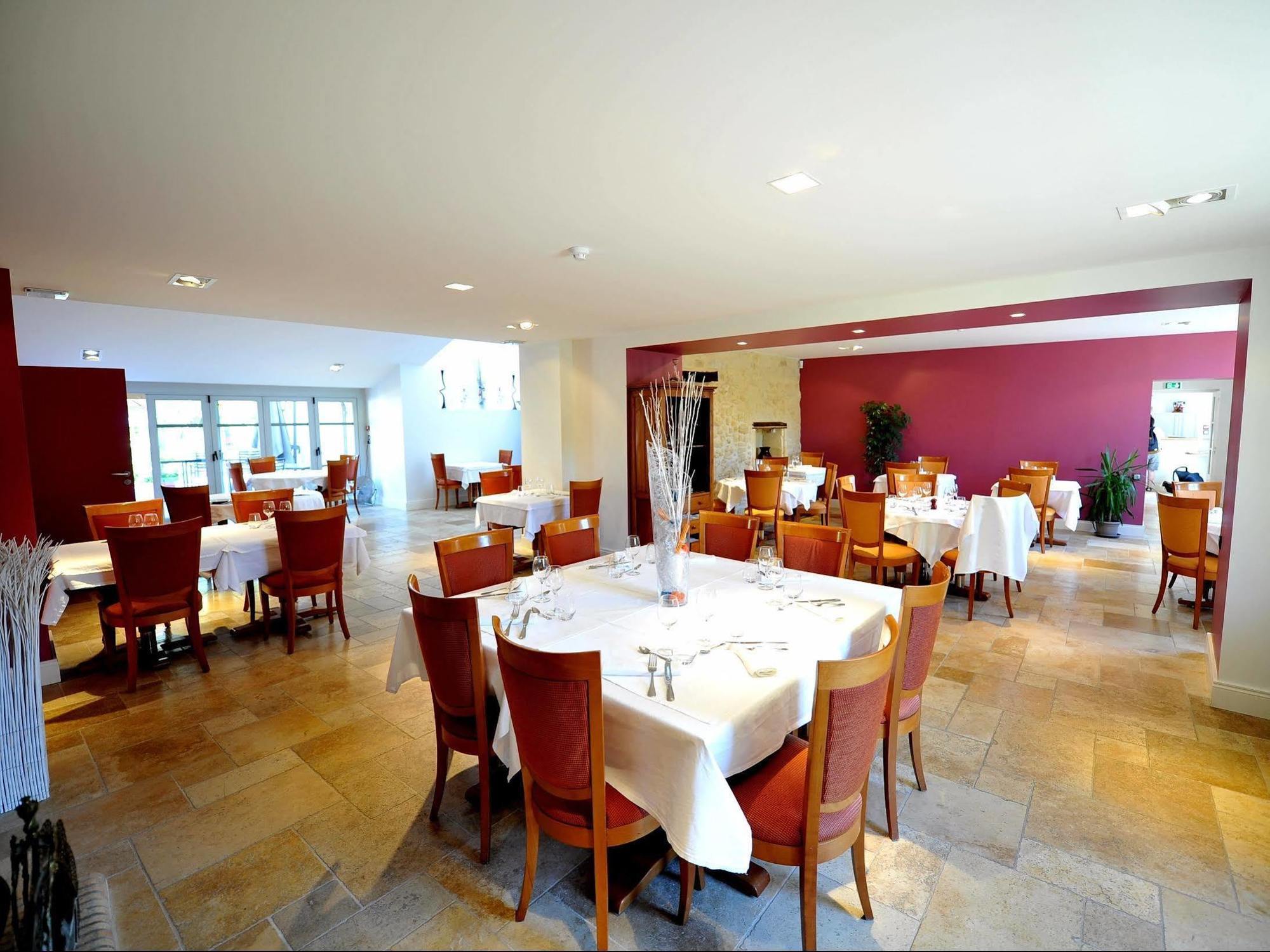 Saint-Pey-de-Castets Logis- Hotel Spa Restaurant L'Epicurial מראה חיצוני תמונה